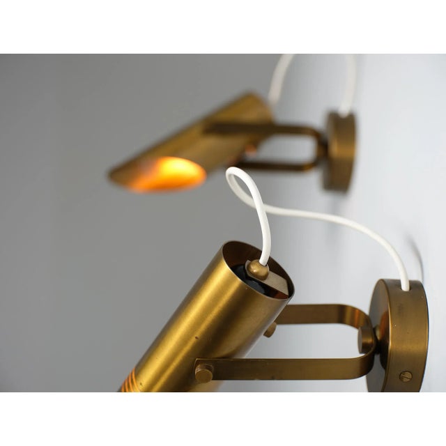 Mid-Century Modern Italian Adjustable Brass Wall Lamps, 1960s, Set of 2 For Sale - Image 9 of 11