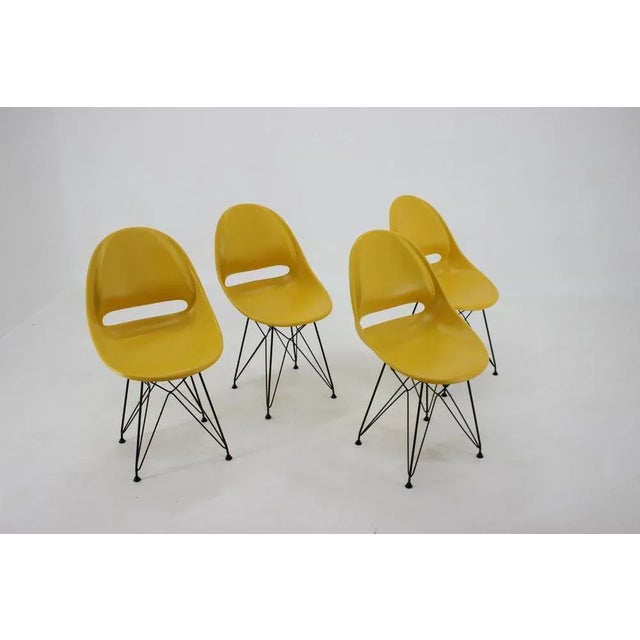 Mid-Century Yellow Fiberglass Dining Chairs by M. Navratil, 1960s, Set of 4 For Sale - Image 4 of 16