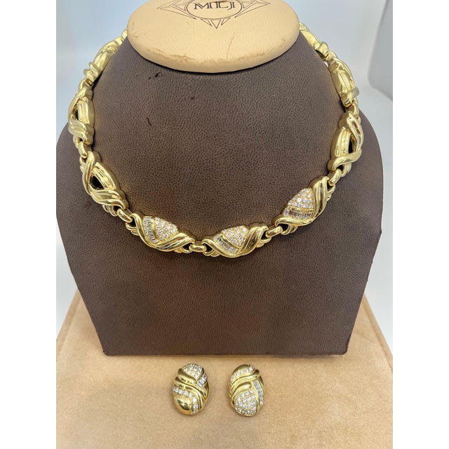 9 Carat Diamond Necklace & Earrings Bridal Suite 159 Gm 18 Karat Yellow Gold For Sale - Image 10 of 18