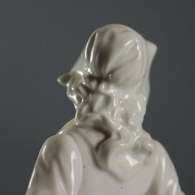 Ceramic White Porcelain Figurine by Ginori a Doccia, Italy, 20th Century For Sale - Image 7 of 9