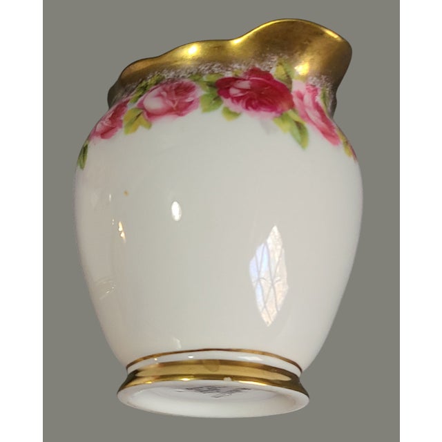 Late 20th Century Vintage English Gilded Painted Romantic Roses Roslyn Fine Bone China Creamer & Sugar Set For Sale - Image 5 of 9