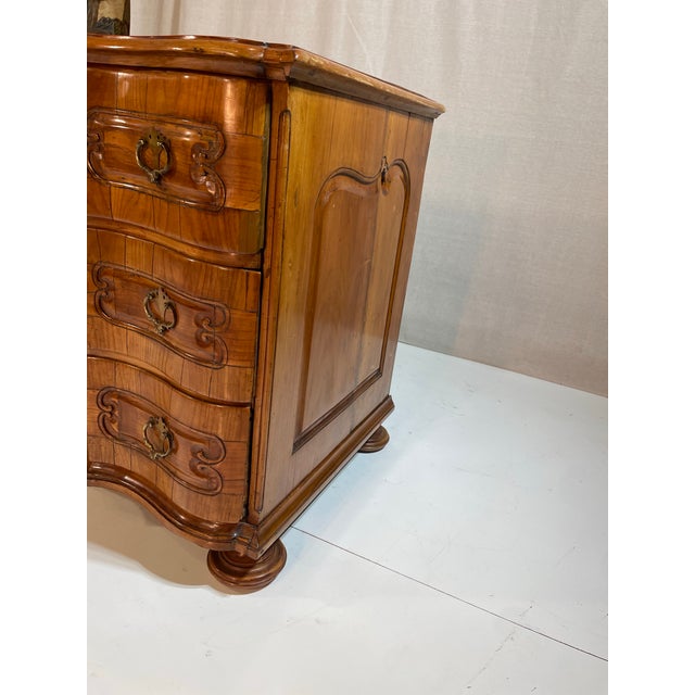 18th Century Early Italian Commode For Sale - Image 4 of 12