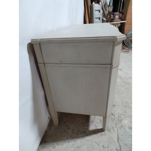 Swedish Gustavian 3 Drawer Chest of Drawers For Sale In Miami - Image 6 of 11