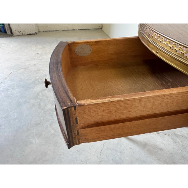 1970s Vintage Baker Furniture Louis XVI-Style Bouillotte Side Table With Brass Gallery and Single Drawer For Sale - Image 5 of 12