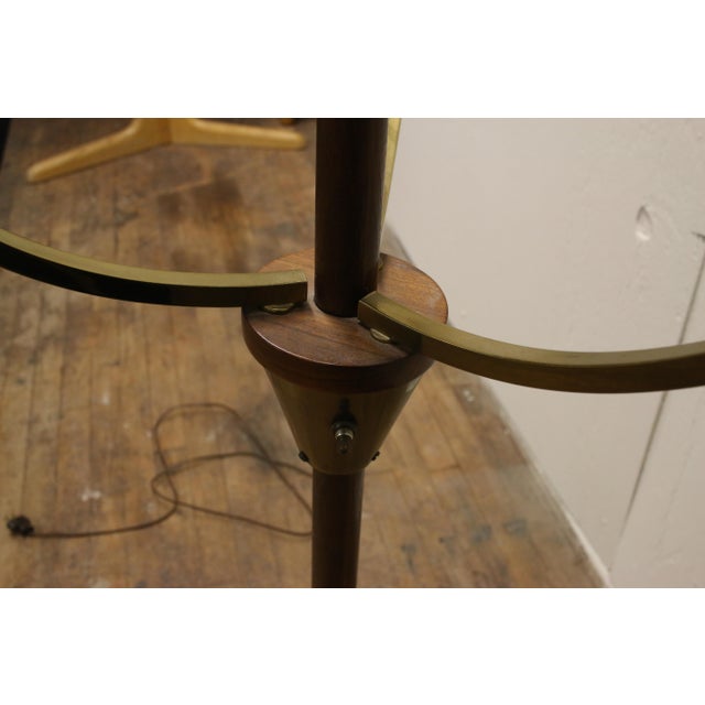 1960s Majestic Tension Pole Lamp With Crackle Glass Shades Chairish