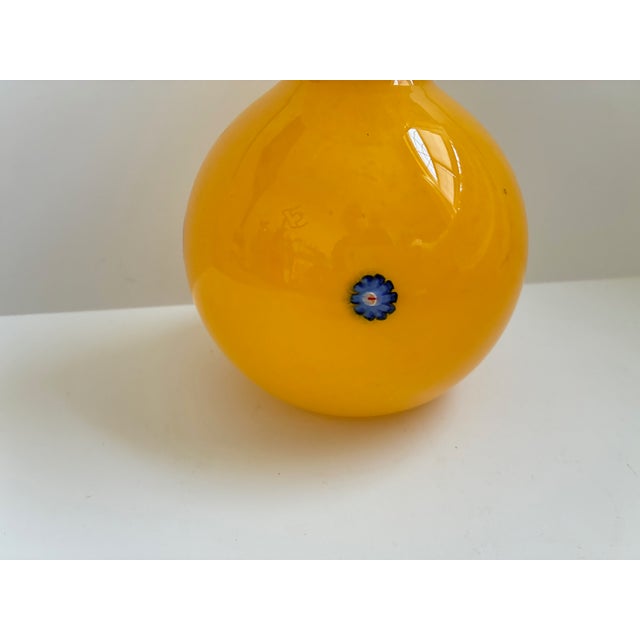 1970s Vintage Yellow Murano Glass Vase With Millefiori | Made in Italy | Signed For Sale - Image 5 of 14