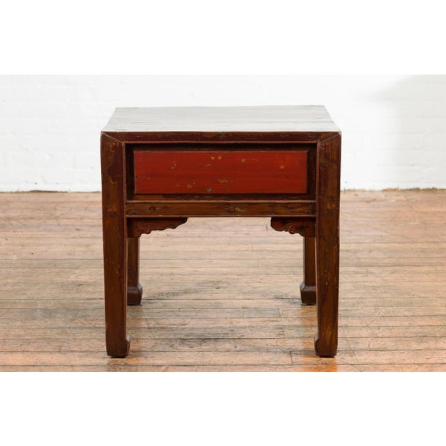 Chinese 19th Century Qing Dynasty Distressed Side Table with Cinnabar Underglaze For Sale - Image 4 of 13