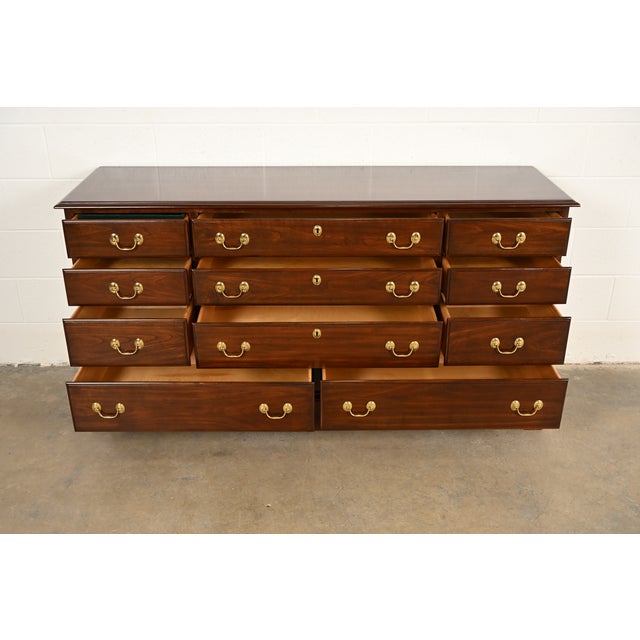 Late 20th Century Harden Furniture Georgian Solid Cherry Wood Eleven-Drawer Dresser For Sale - Image 5 of 14