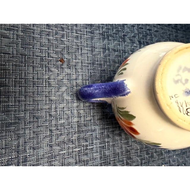 1980s Quimper Faience Small Creamer For Sale In New York - Image 6 of 11