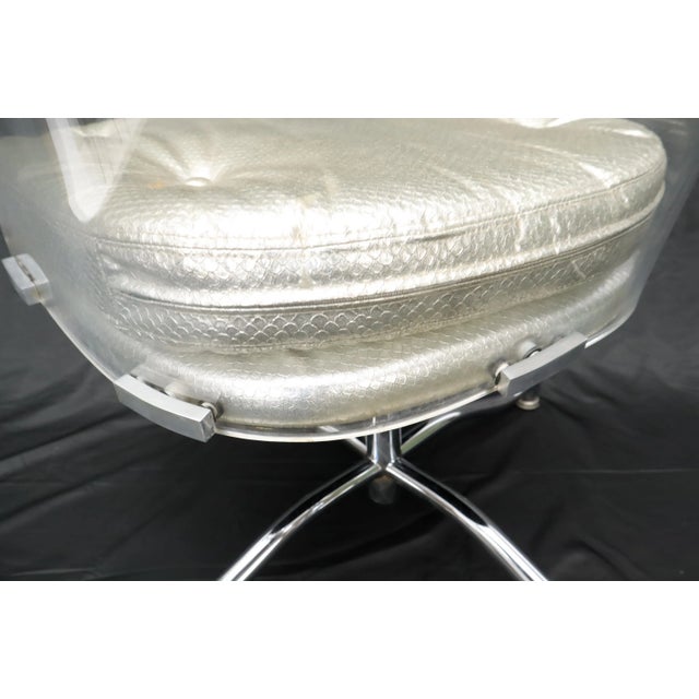 Set of 4 Bent Lucite Dining Chairs on Chrome Bases For Sale - Image 11 of 12