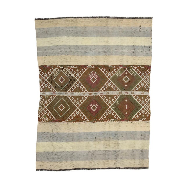 Textile Mid 20th Century Vintage Small Kilim Rug-4′3″ × 5′9″ For Sale - Image 7 of 7