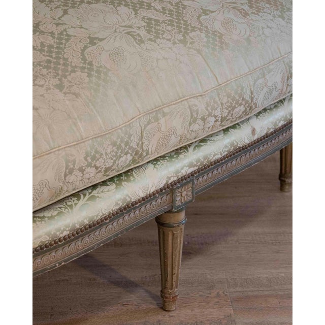 19th Century Louis XVI Style Canapé Corbeille in Painted Wood, 18th Century For Sale - Image 5 of 11
