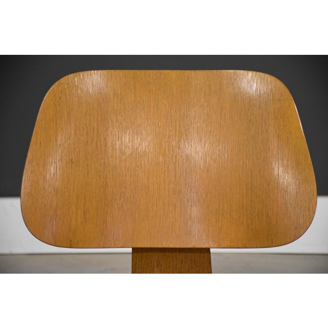 Early LCW Oak Lounge Chair by Charles and Ray Eames for Herman Miller For Sale - Image 9 of 11