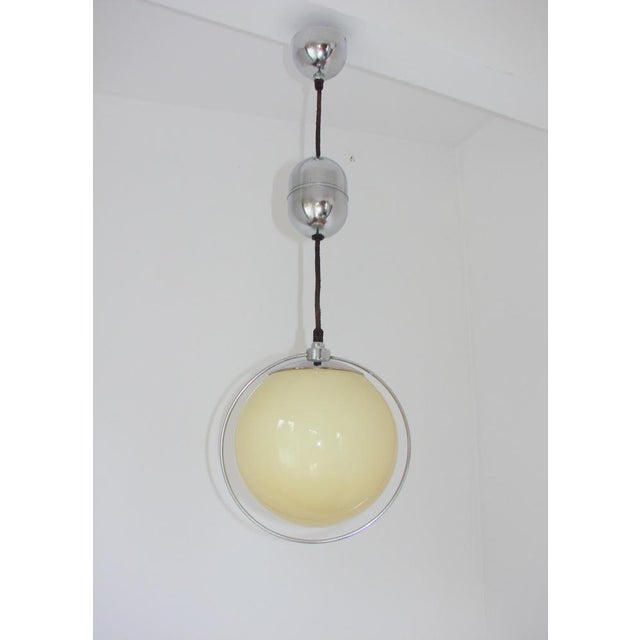 Cream Art Deco Glass Lamp, 1940s For Sale - Image 8 of 8