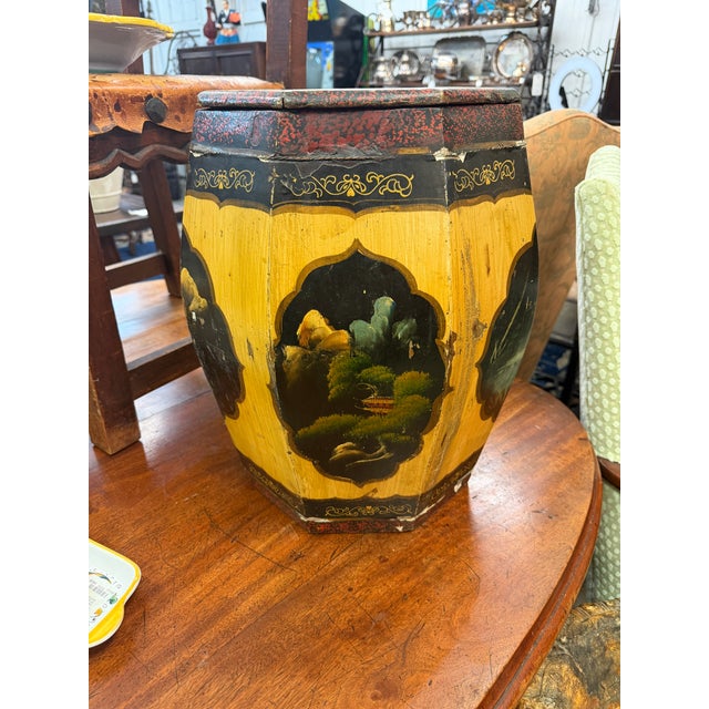 Chinoiserie 19th-Century Antique Chinese Hand-Painted Tea Canister For Sale - Image 3 of 6