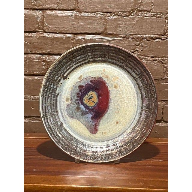 Mid-Century Modern 1960s Marg Loring Mid Century Modern Studio Potter Charger Platter Allied Craftsmen Signed For Sale - Image 3 of 6