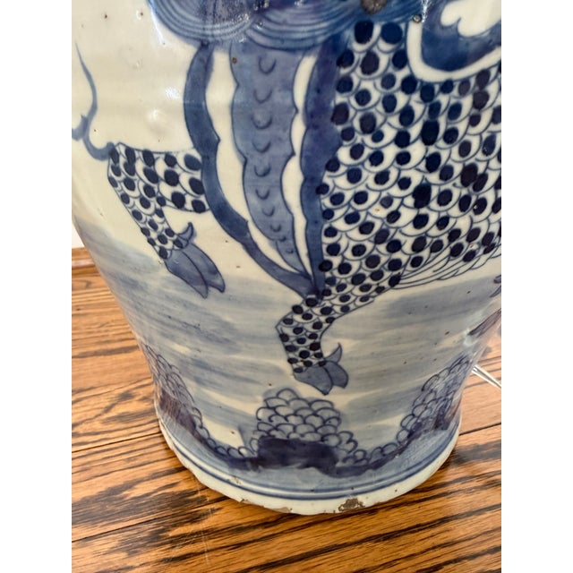 Chinoiserie Hand Painted Ceramic Ginger Jar Dragon Lamp With New Silk Shade For Sale In Nashville - Image 6 of 7