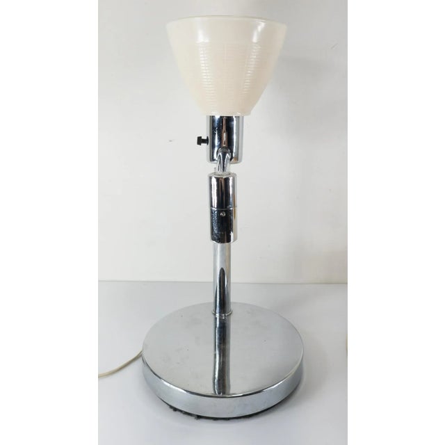 Mid-Century Modern Chrome Plated Cantilever Table Lamp After Walter Von Nessen For Sale In New York - Image 6 of 12