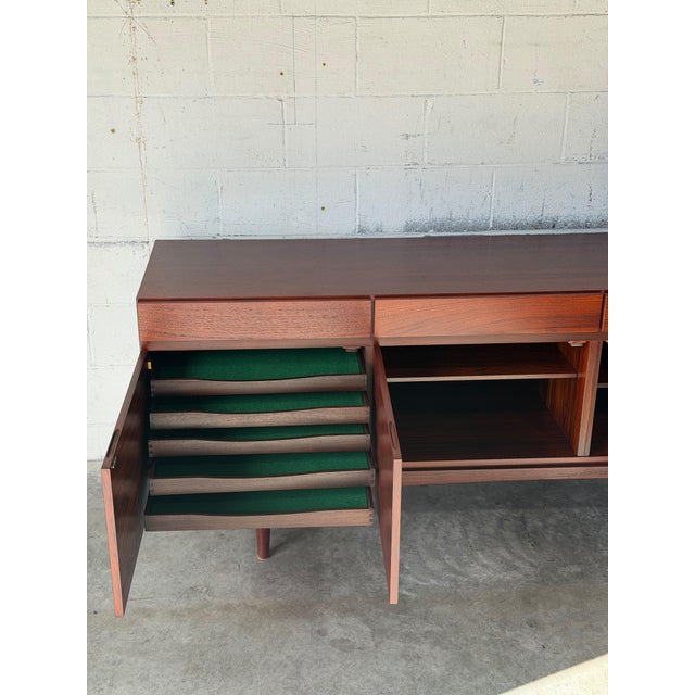 Wood Danish Rosewood Sideboard by Ib Kofod-Larsen for Faarup Møbelfabrik – Vintage Mid-Century Modern Credenza For Sale - Image 7 of 12