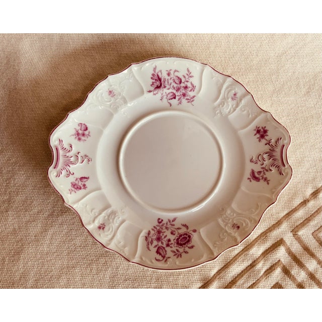 Early 19th Century Antique French Porcelain Sauce Tureen & Underplate, Circa 1820, Rose Floral For Sale - Image 5 of 12
