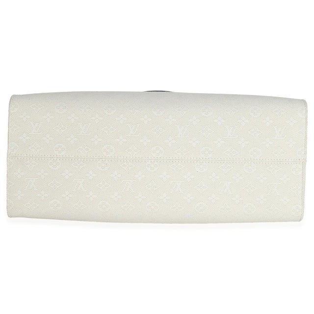 2020s Blue Beige Jacquard Embroidered Tufted Monogram Hamptons Onthego G For Sale - Image 5 of 9