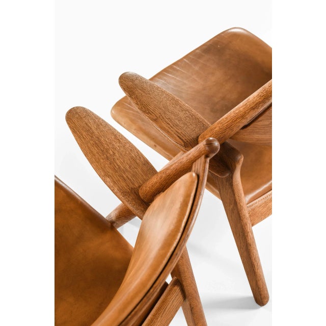 Set of Model Ch-28 Easy Chairs by Hans Wegner for Carl Hansen & Son, Denmark For Sale - Image 12 of 15