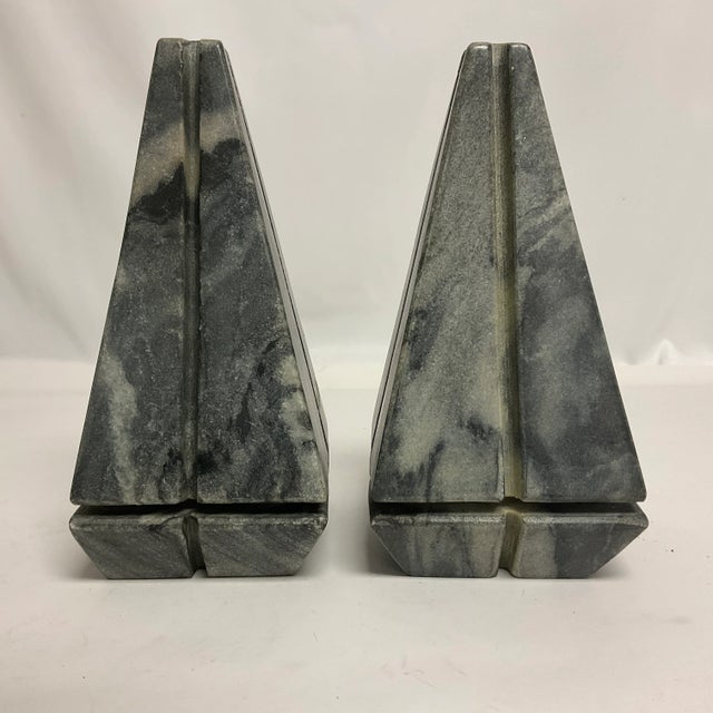 1980s Vintage Italian Contemporary Modern Marble Pyramid Obelisk - A Pair For Sale - Image 4 of 8