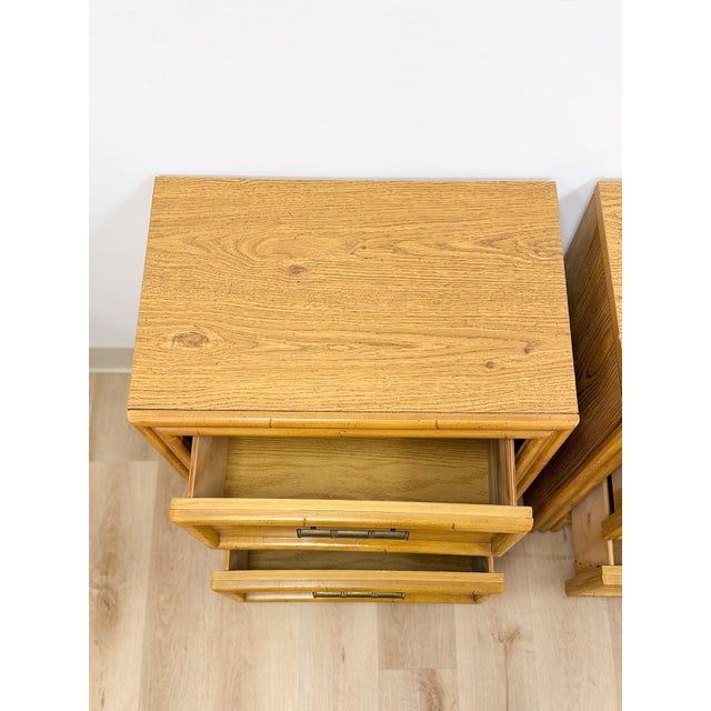Lea Furniture Faux Bamboo Nightstand Pair Vintage Coastal Hollywood Regency For Sale - Image 9 of 12