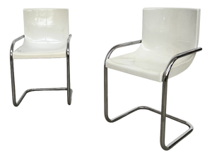 Vintage Space Age Chairs with White Molded Shell and Chrome Tubing, 1970s, Set of 2
