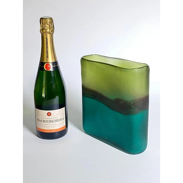 Italian Vase in Art Glass, 1970 For Sale - Image 6 of 8