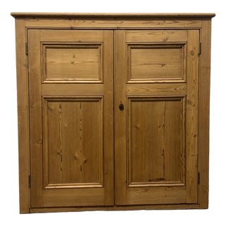 19th Century English Pine Cupboard For Sale