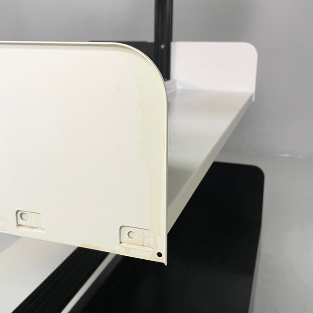Black Italian Modern Modular Black and White Bookcase from Lips Vago, 1970s For Sale - Image 8 of 18