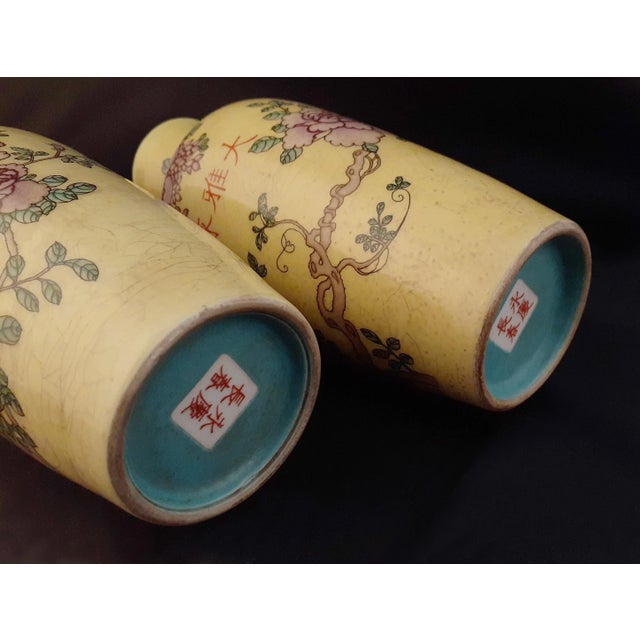 Ceramic Early 20th Century Matched Pair of Chinese Porcelain Da Ya Zhai Fengweizuns For Sale - Image 7 of 9