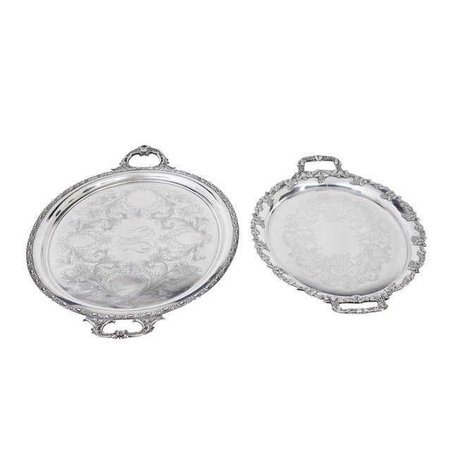 here we have a collection of 7 silver plated trays dating from 1920 to 1950. 2 circular, 4 oval and 1 tray rectangular....