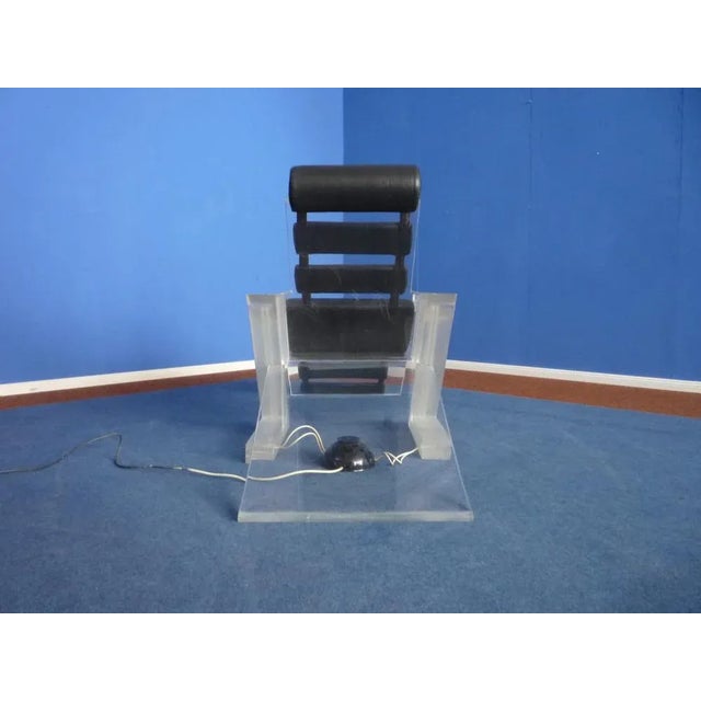 Italian Space Age Acrylic Glass Lounge Chair, 1960s For Sale - Image 9 of 18
