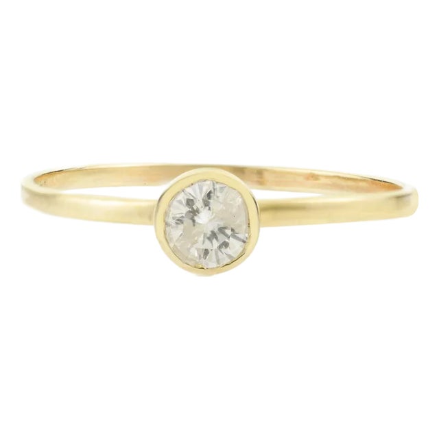 14k Yellow Gold Diamond Solitaire Ring for Engagement Size 6 For Sale