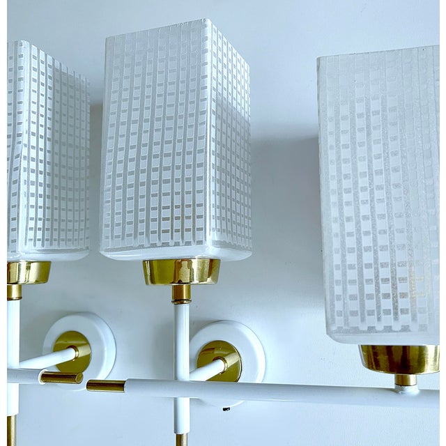 Mid-Century Modern French Glass Sconces, 1960s, Set of 2 For Sale - Image 14 of 18