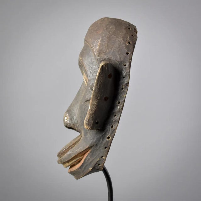 Early 20th Century Early 20th Century Makonde Mask Tanzania For Sale - Image 5 of 11