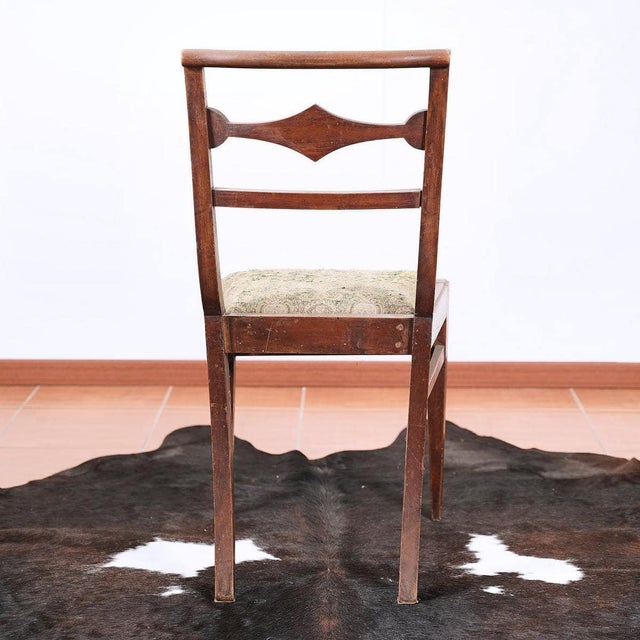 Descrizione Articolo: sedia Altezza: 87 Larghezza: 44 Profondità: 43 Altezza seduta: 45 This piece is attributed to the...