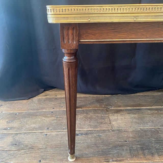 French Louis XVI Marble Top Coffee Table or Cocktail Table For Sale In Portland, ME - Image 6 of 10