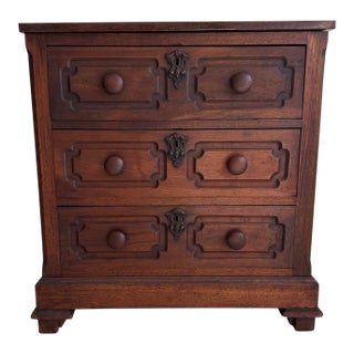 Antique Victorian Walnut Chest of Drawers Late 19th Century For Sale