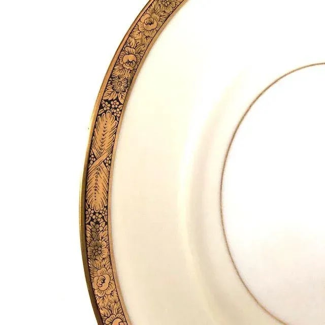 1950's Set of 5 Dinner Plates 10.5"D , Makers mark reads" Noritake Japan" Goldkin 5675 Pattern, They are in excellent...