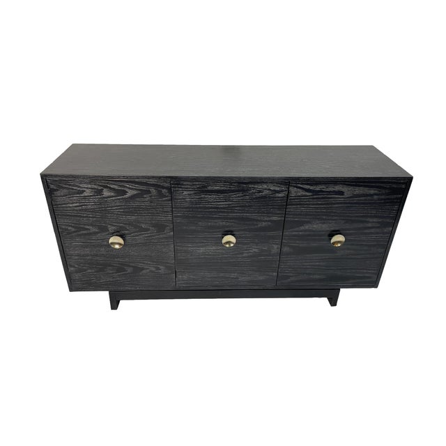 Mid-Century Modern Restored Kroehler Black Cerused Oak Sideboard Credenza With Polished Brass Hardware, Circa 1960s For Sale - Image 3 of 15