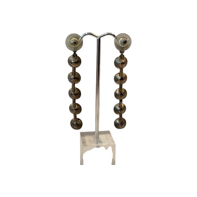 Traditional Pair of Vintage Crystal Drop Earrings For Sale - Image 3 of 3