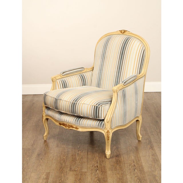 French Louis XV Style Pair of Cream Painted Custom Bergere Armchairs For Sale - Image 11 of 12