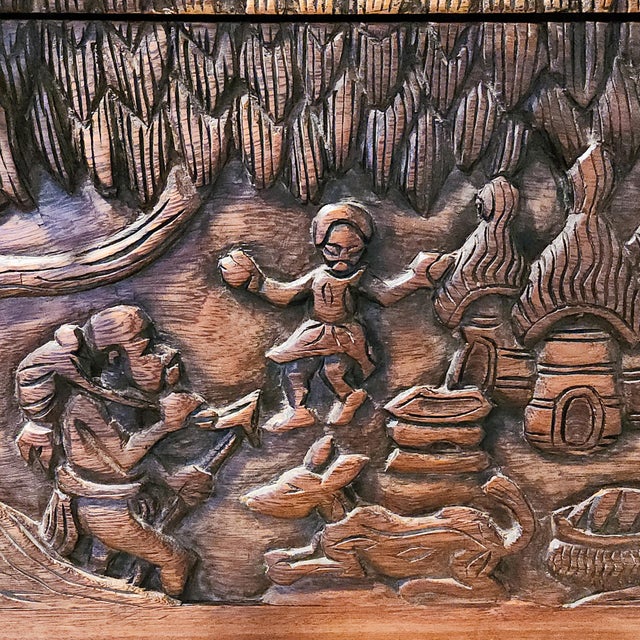Mid 20th Century Hand-Carved Wooden Keepsake Trunk – Vintage Figural Scene, Boho Decor For Sale In Indianapolis - Image 6 of 15