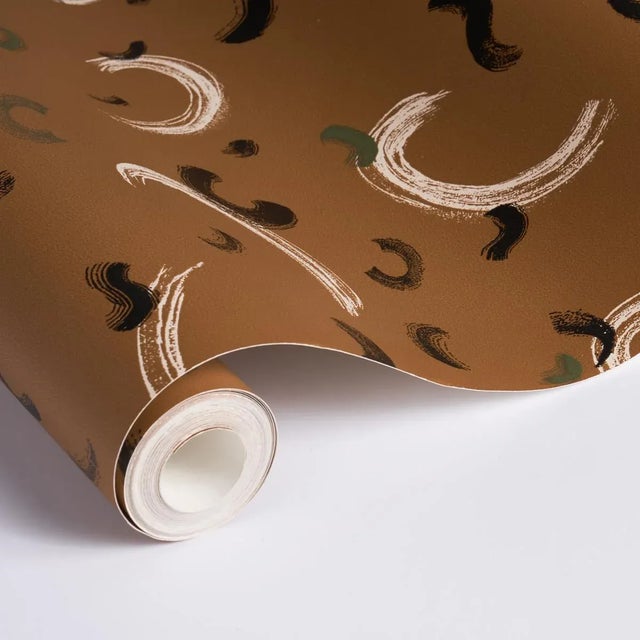 Schumacher Sample - Schumacher X David Kaihoi Brushmark Wallpaper in Gold For Sale - Image 4 of 4