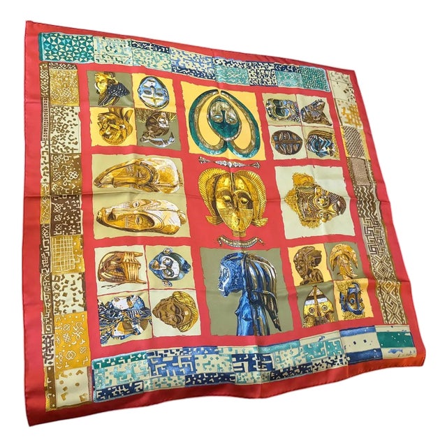 A 1982 Full Set Hermes Carrè Silk Scarf Masques Et Casques by Julia Albadie For Sale