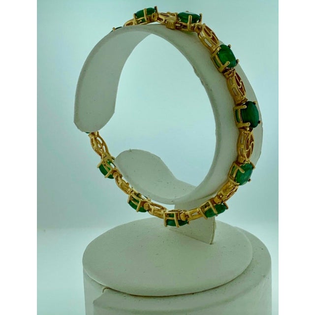 5.5 Ct Natural Emerald & Diamond Cocktail Tennis Bracelet 14 Karat Yellow Gold For Sale - Image 9 of 18