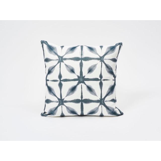 2010s Schumacher Double-Sided Pillow in Andromeda Linen Print For Sale - Image 5 of 5